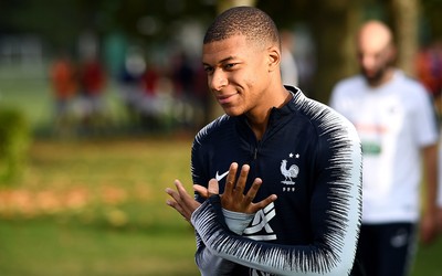 明博电竞热评-C罗点球助球队领先